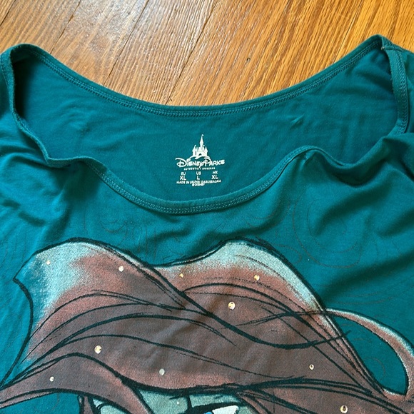 Ariel flowy shirt, official Disney Parks merch - Picture 2 of 4